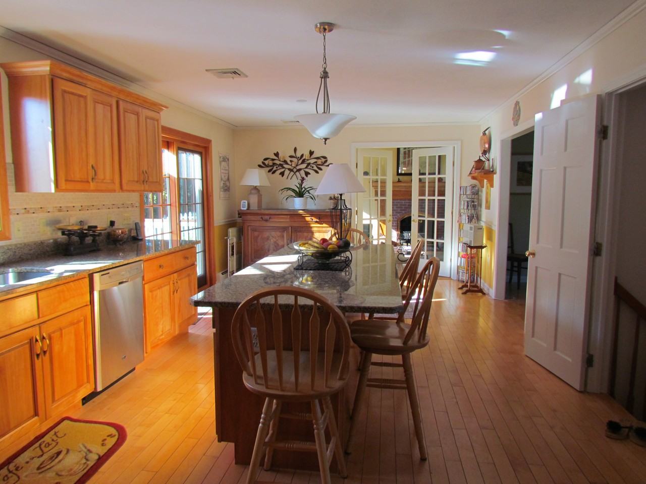 14 Washington Way - Photo 2 of 16