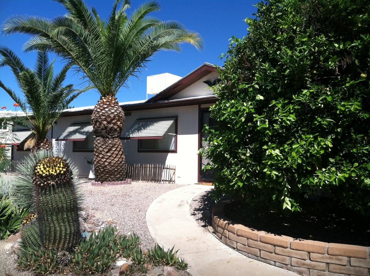 316 W Shenandoah St - Photo 2 of 17