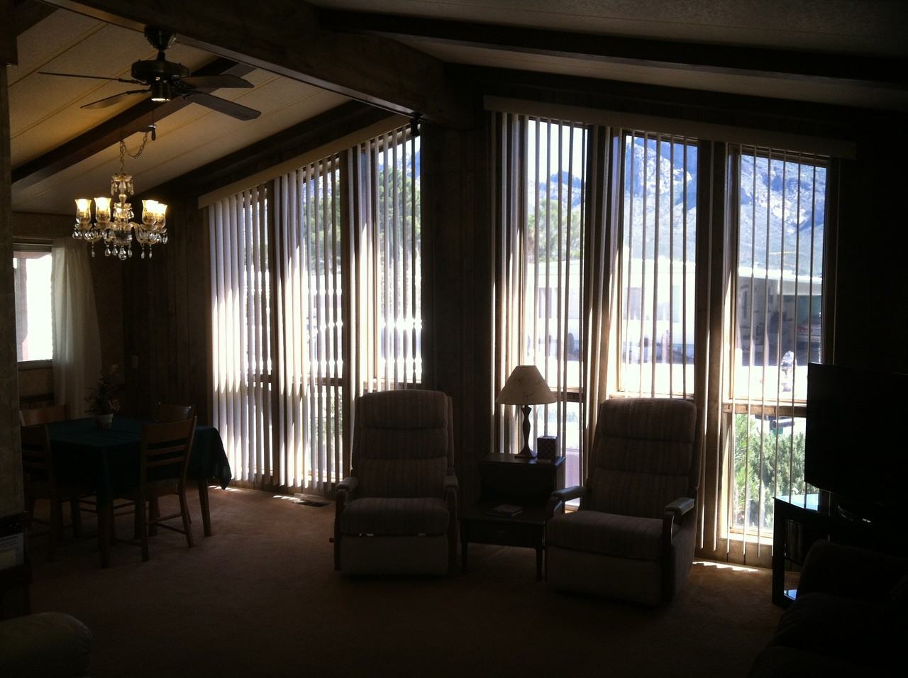 316 W Shenandoah St - Photo 3 of 17