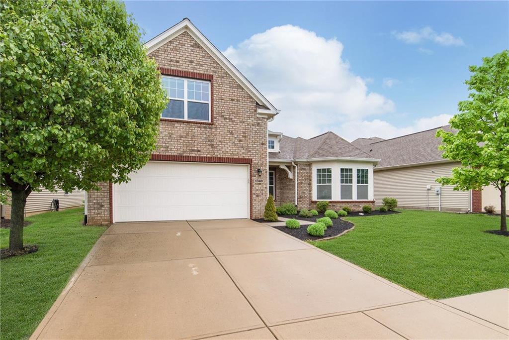 1348 Mayfield Ct - Photo 3 of 33