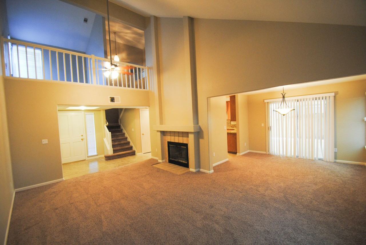 121 Copper Leaf Way - Photo 2 of 10