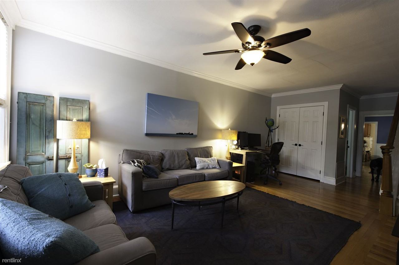 1809 Lovering Ave - Photo 3 of 12