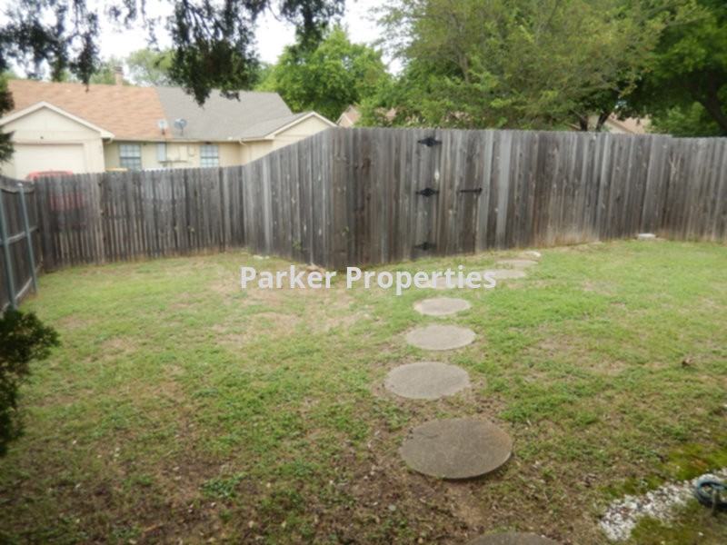 422 Pogue St - Photo 2 of 16