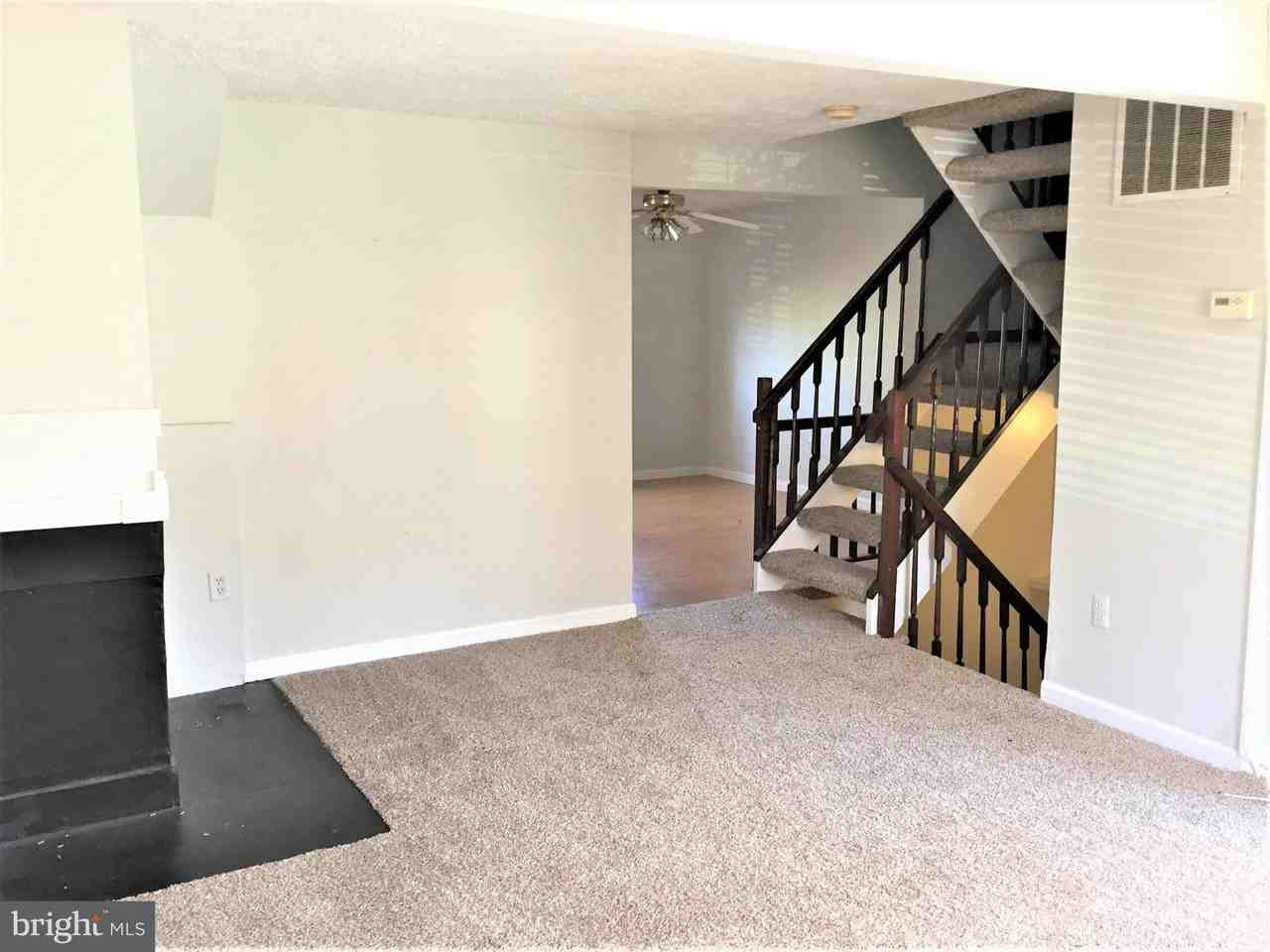 4912 Berryhill Cir - Photo 3 of 27