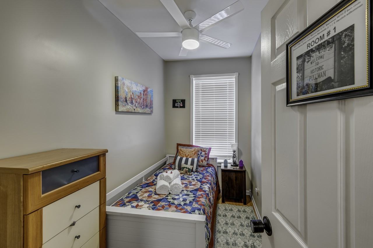 11307 S Langley Ave #3-3-1