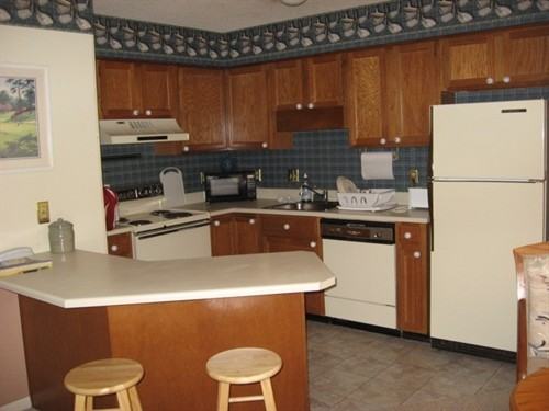 419 Foxcroft Cir - Photo 2 of 8