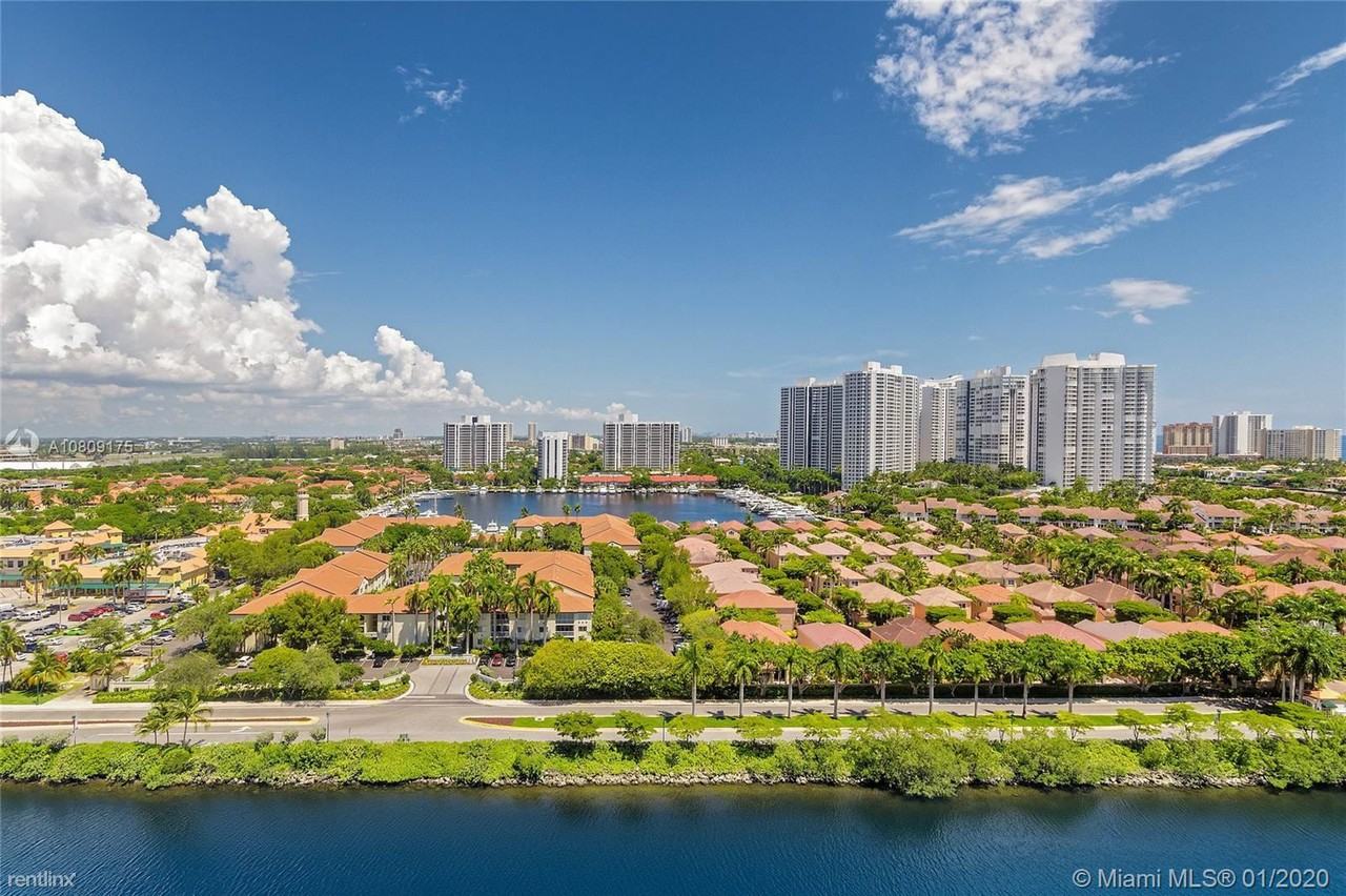 3675 N Country Club Dr - Photo 2 of 39