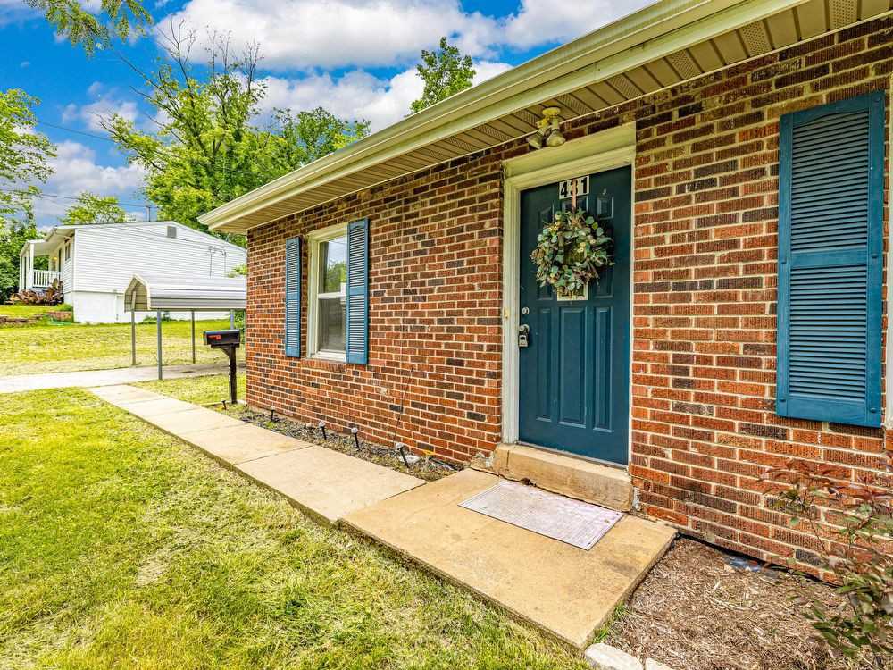 431 Meacham St - Photo 2 of 18