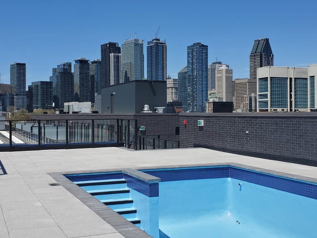 315 Rue Richmond #305 - Photo 3 of 11