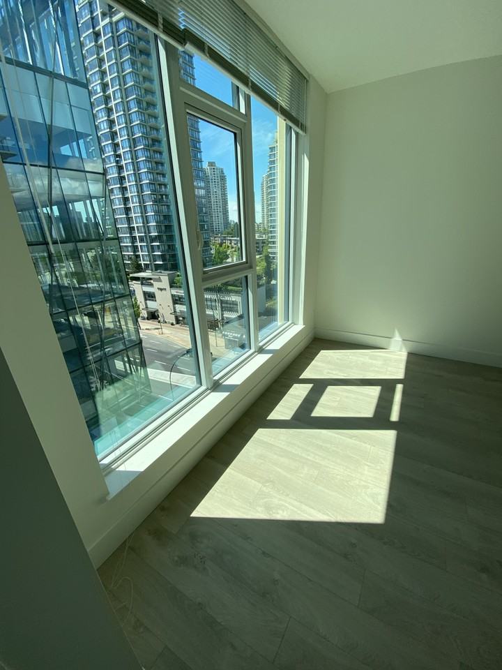 7358 Edmonds Street - Photo 3 of 26