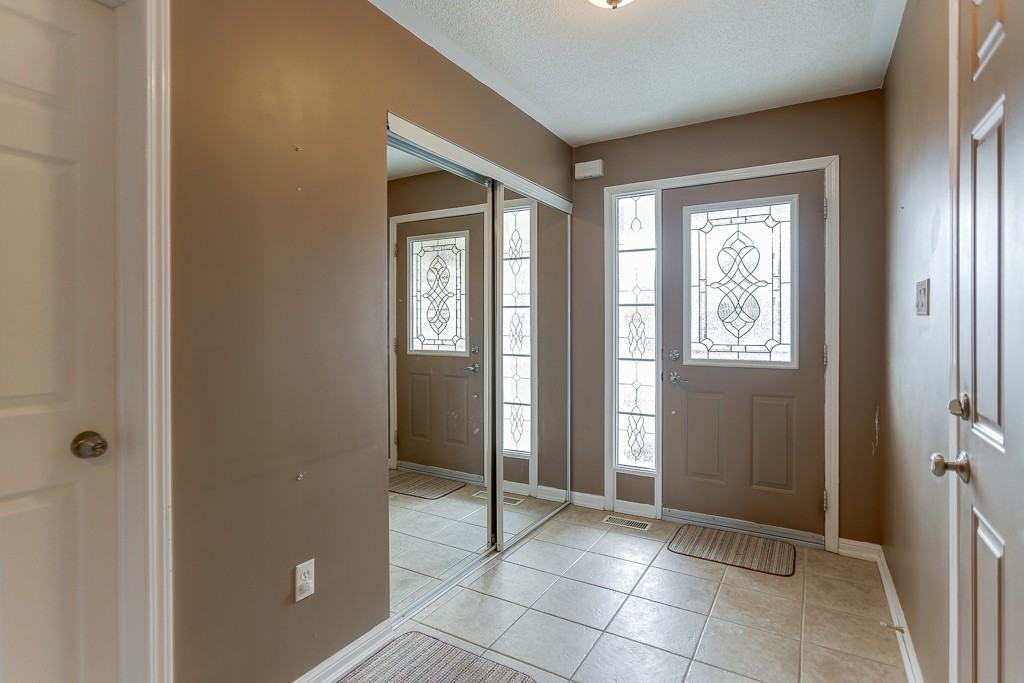 19 Crockett Place - Photo 2 of 26