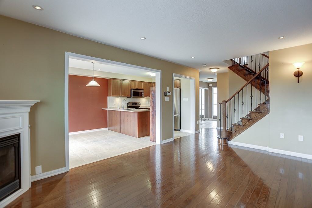 19 Crockett Place - Photo 3 of 26