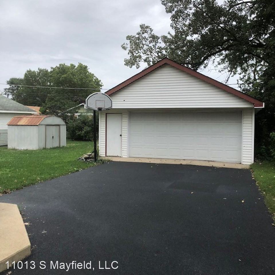 11013 Mayfield Ave - Photo 2 of 11