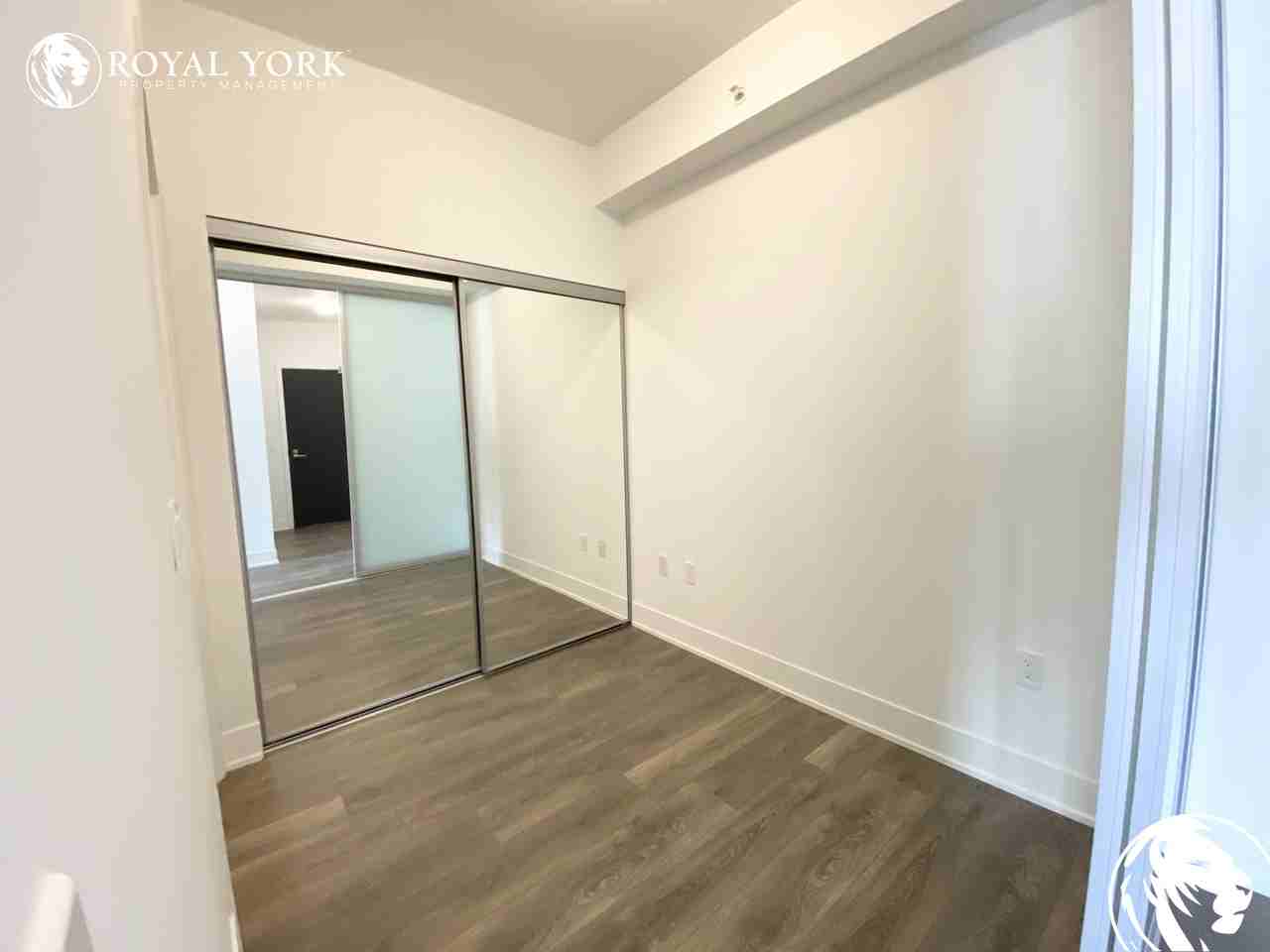 2916 Apartment Building - Photo 3 of 35