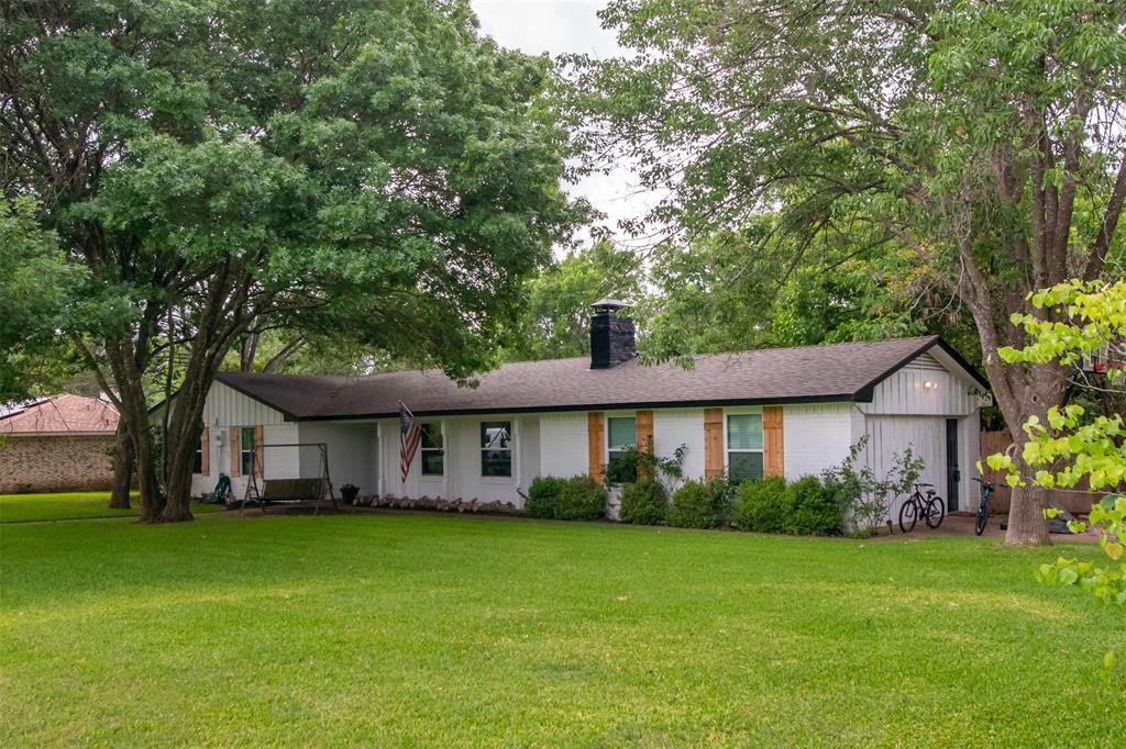 207 Willowwood Ln - Photo 2 of 22