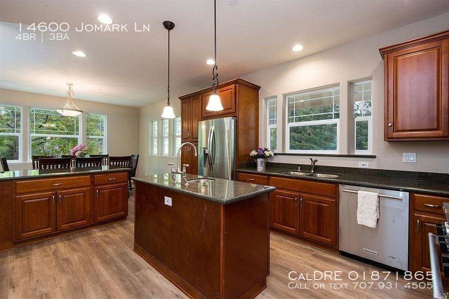 14600 Jomark Ln - Photo 3 of 20