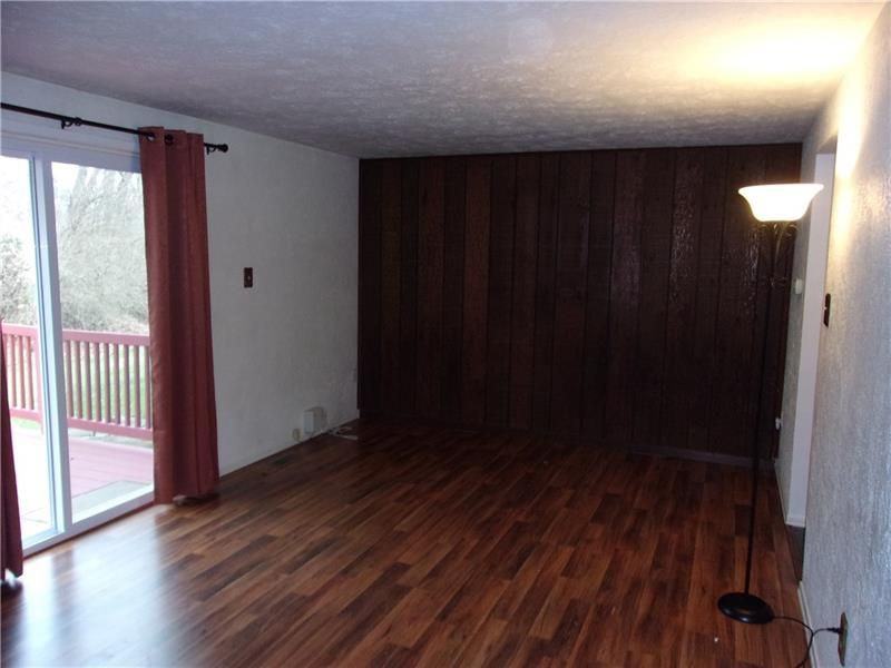 709 Countryside Dr - Photo 2 of 14