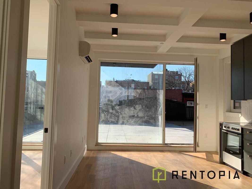 108 Havemeyer Street #2B - Photo 3 of 12