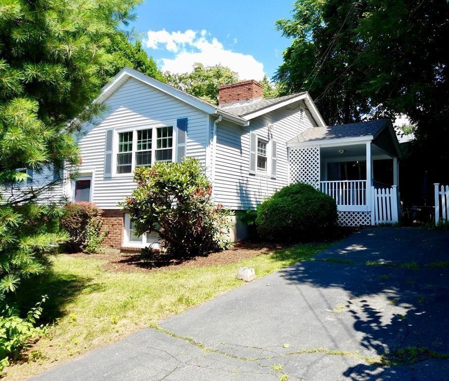 11 Earlene Dr - Photo 2 of 19