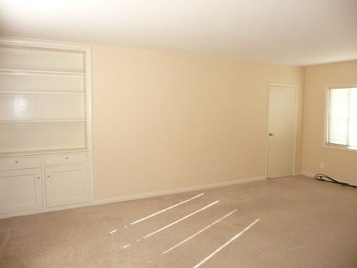529 Mira Vista Ave - Photo 3 of 9
