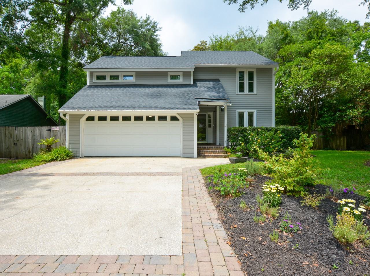 2156 Forest Lakes Blvd - Photo 2 of 35