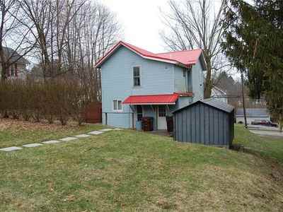 438 Liberty St - Photo 2 of 3