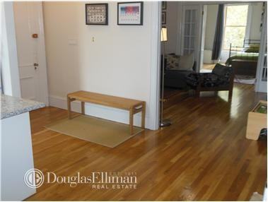 118 1st Pl #2 - Photo 3 of 10