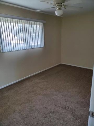 213 Robson Dr #4 - Photo 2 of 9