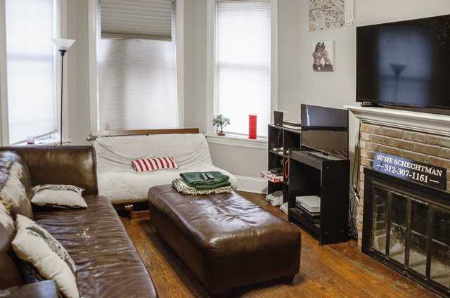 2128 N Sheffield Ave #1F - Photo 3 of 10