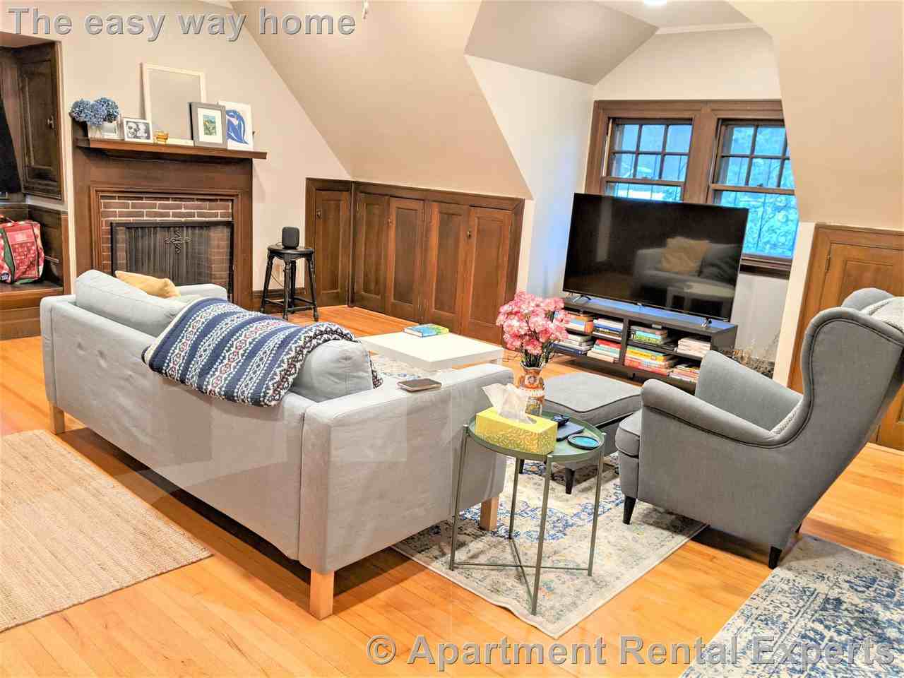 16 Alpine St #4
