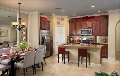 10457 Wellington Parc Dr - Photo 3 of 8