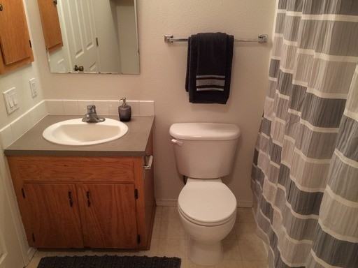 608 Eastgate Dr - Photo 3 of 9