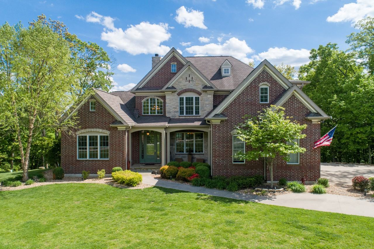 326 Coyote Crest Ln - Photo 2 of 50