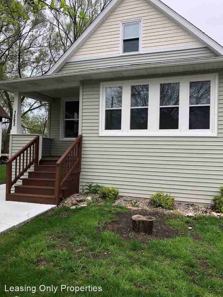 1503 68th St - Photo 3 of 9