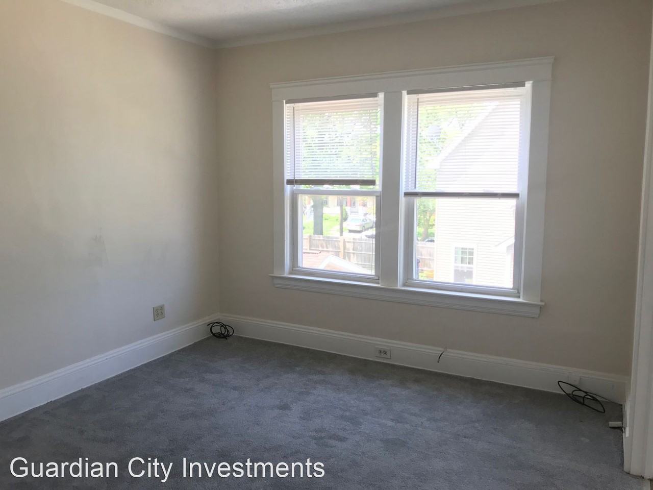 12507 Franklin Blvd - Photo 3 of 11