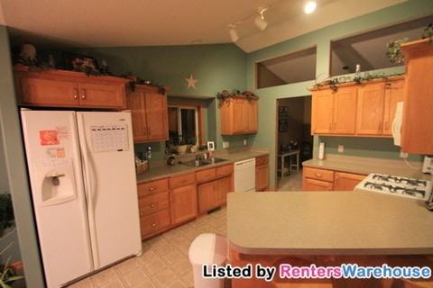 11930 N Meadow Curve - Photo 3 of 15