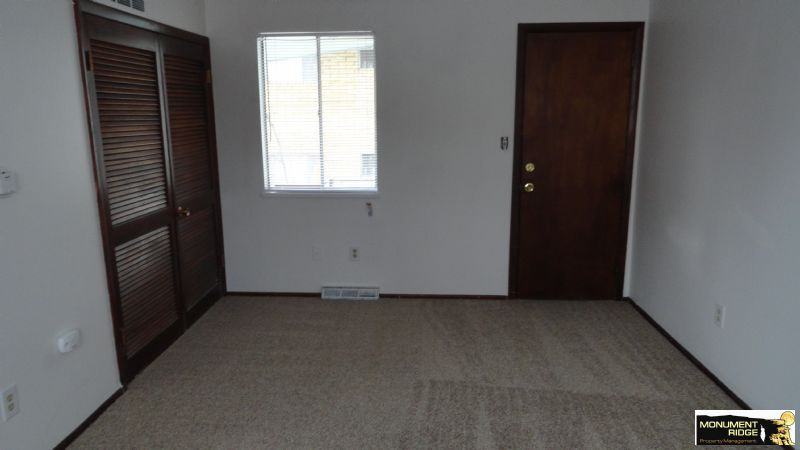 247 N 10th St - Photo 3 of 10