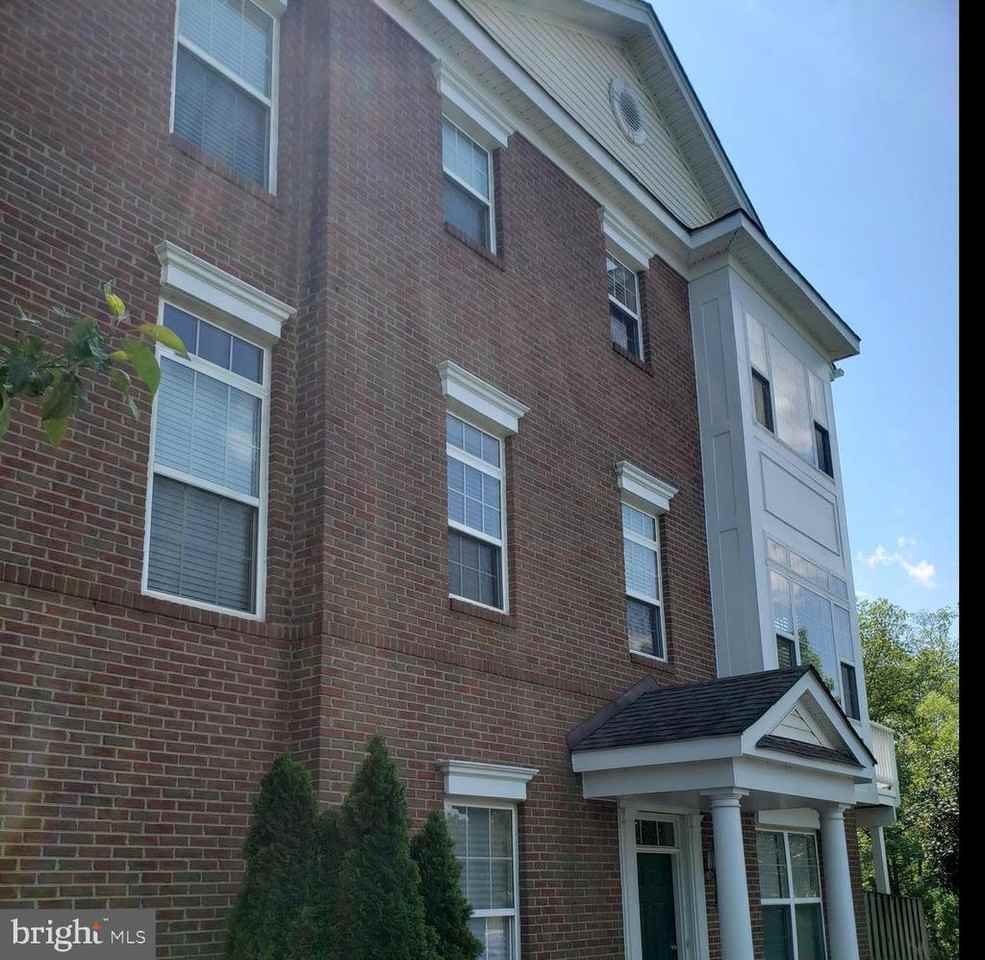 20431 Scioto Ter - Photo 2 of 7