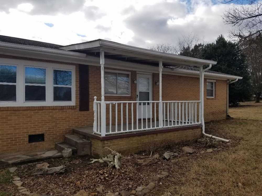 9310 Davis Dr - Photo 2 of 9