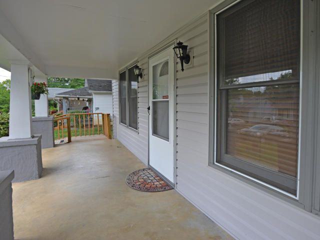 141 Keeble Ave - Photo 2 of 16