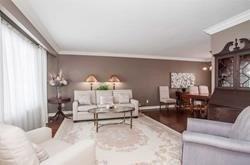 35 Shieldmark Crescent - Photo 2 of 16