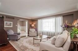 35 Shieldmark Crescent - Photo 3 of 16