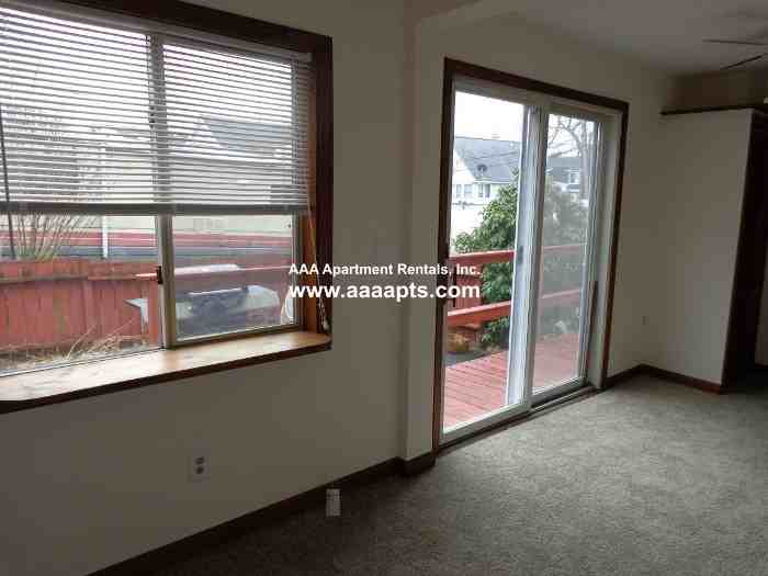 29 Oak Island Rd 1stFL - Photo 3 of 30