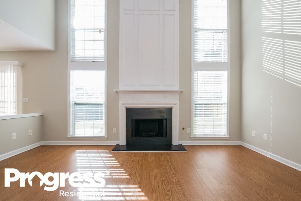 421 Citronelle Dr - Photo 2 of 16