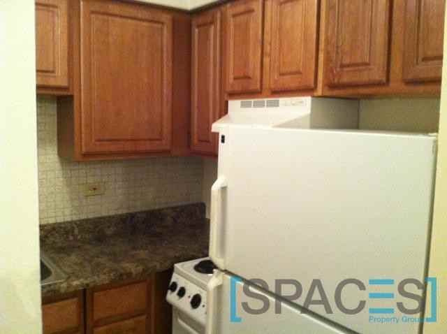 3160 N Cambridge - Photo 2 of 20