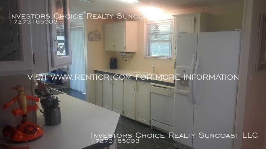 381 Southampton Blvd - Photo 2 of 16