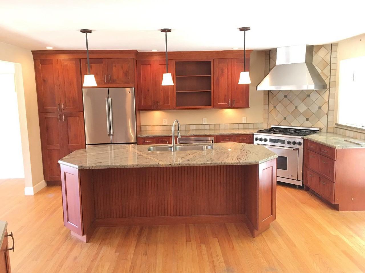 3601 Fleetwood Dr - Photo 3 of 31