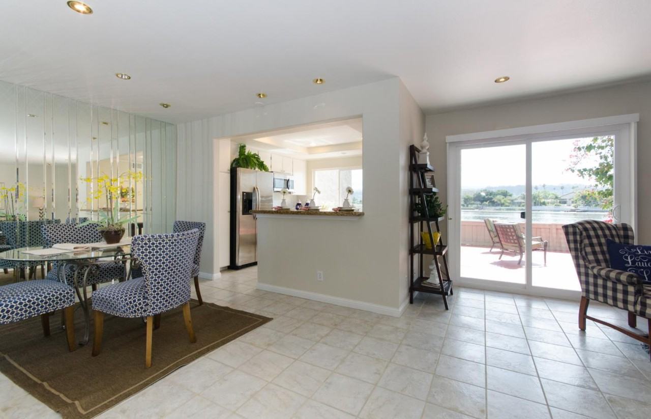 292 Beach Park Blvd - Photo 3 of 35