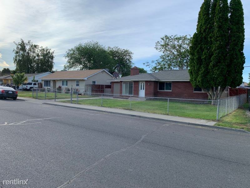 215 J St Sw - Photo 3 of 24