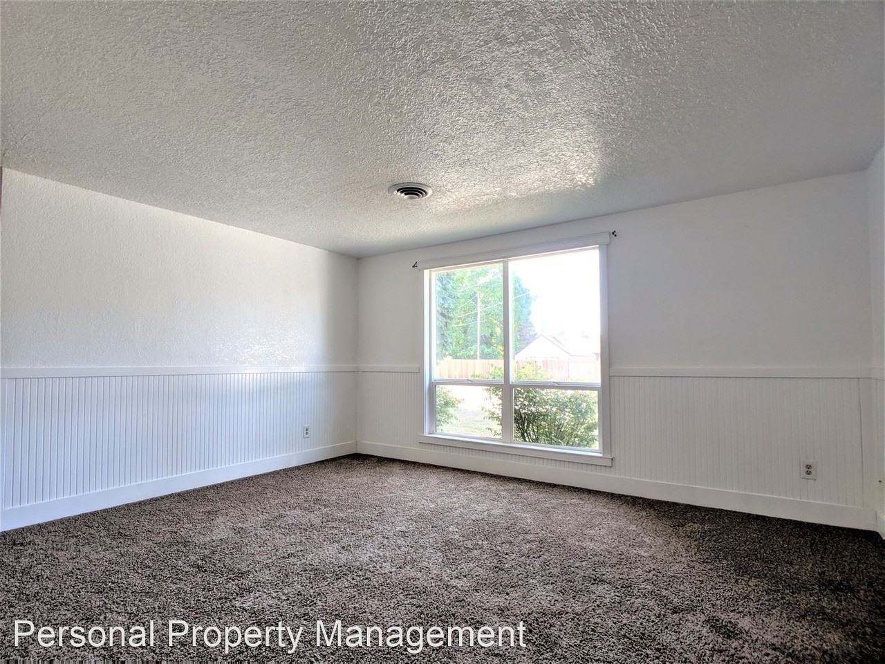 2707 Fruit Valley Rd - Photo 3 of 10